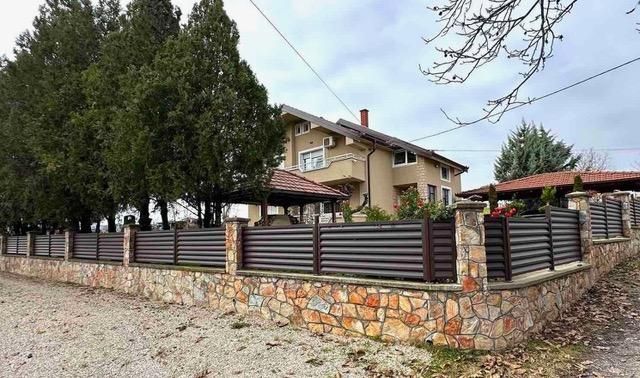 оградни щори - 91999 клиенти