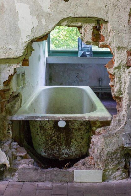 Къртене на баня - 90069 награди