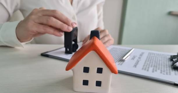 прехвърляне на имот при нотариус - 35989 промоции